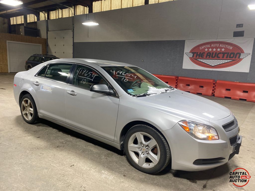 2010 Chevrolet Malibu 0