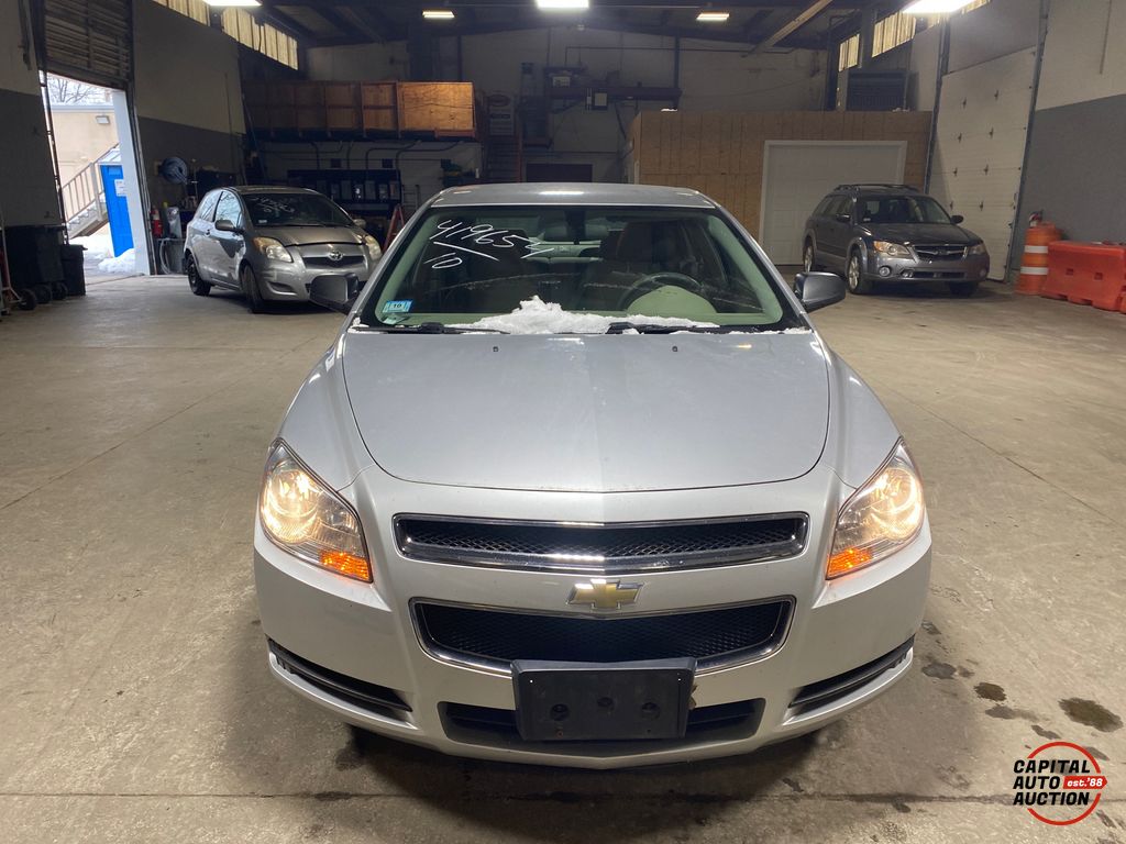 2010 Chevrolet Malibu 6