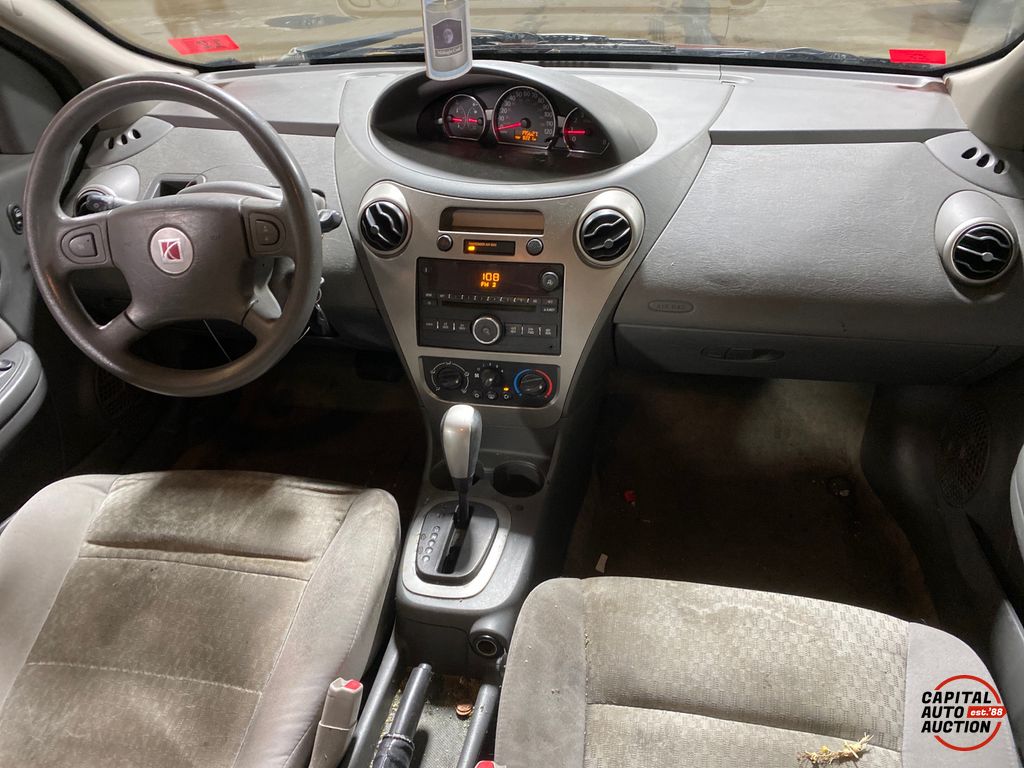 2006 Saturn Ion 11