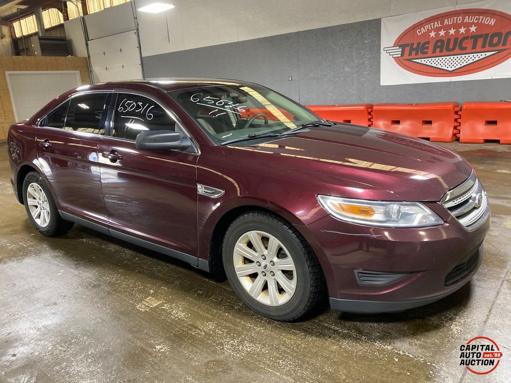 2011 Ford Taurus 0