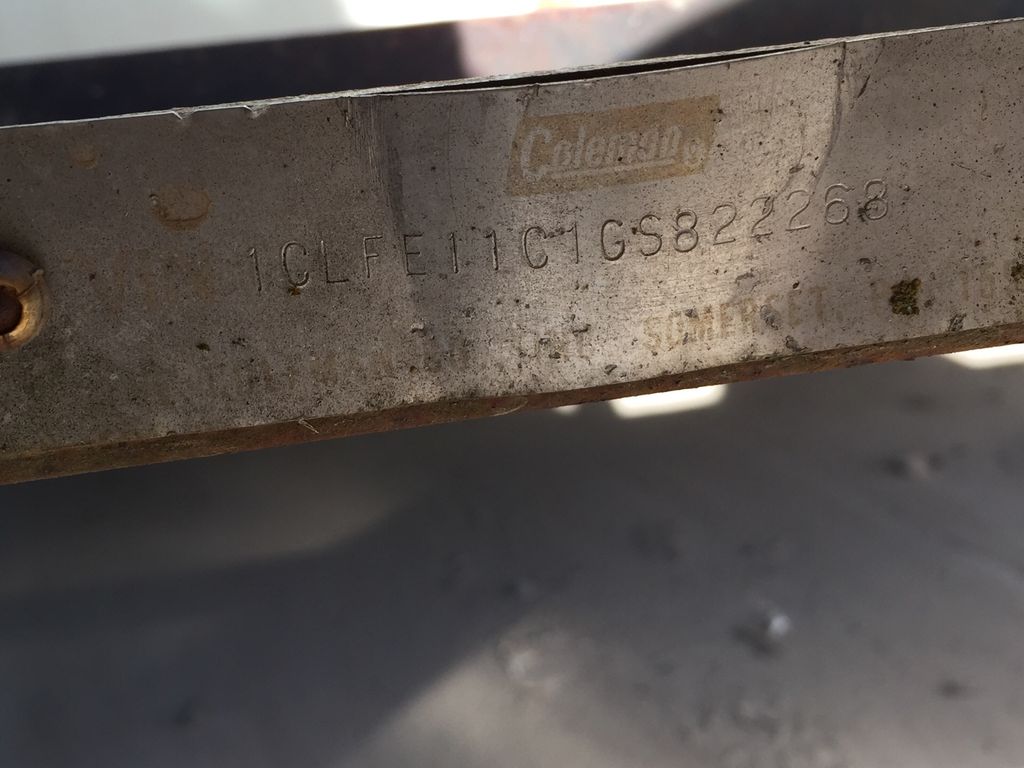 1986 COLEMAN Laramie 4