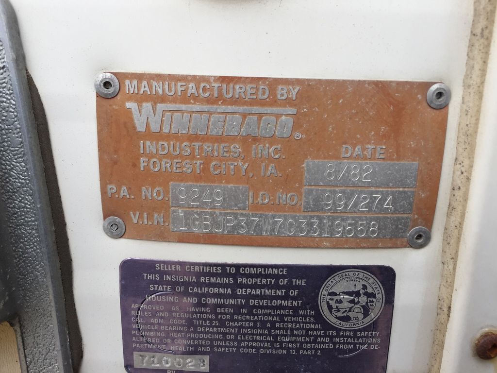 1982 WINNEBAGO Brave Series 5