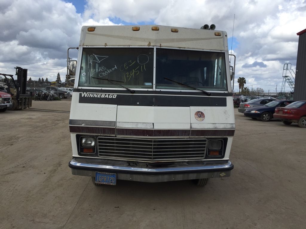 1982 WINNEBAGO Brave Series 6