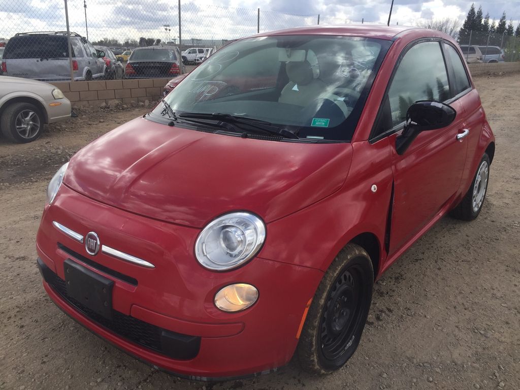 2013 FIAT 500 1