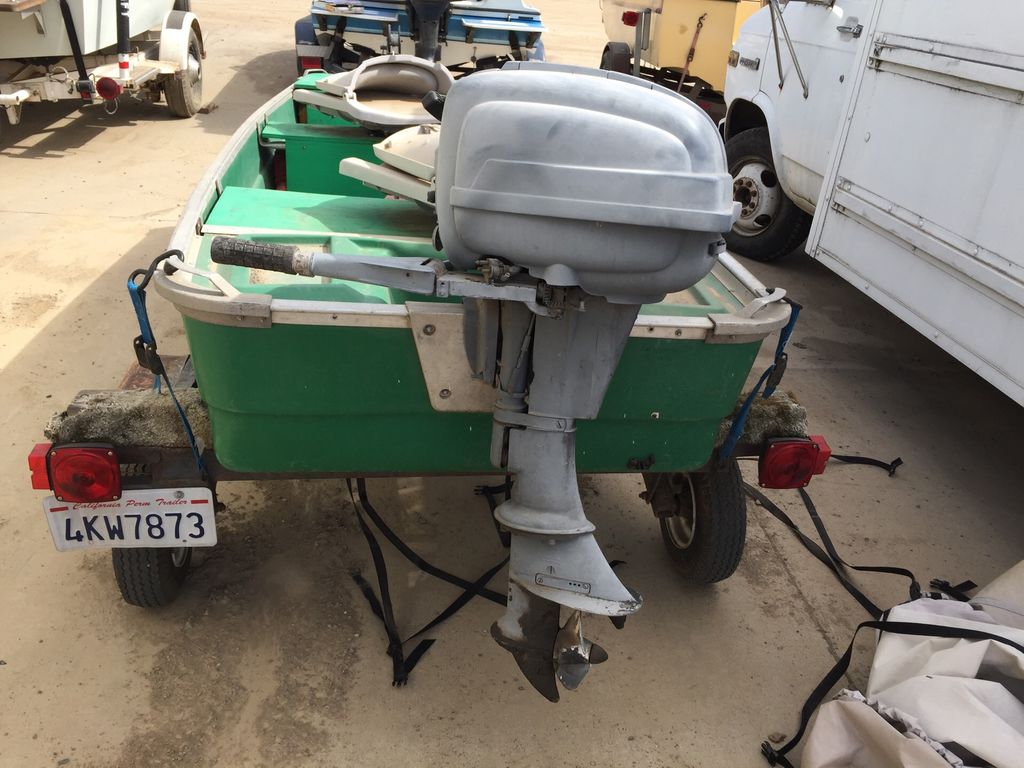 1985 COLEMAN Crawdad 9