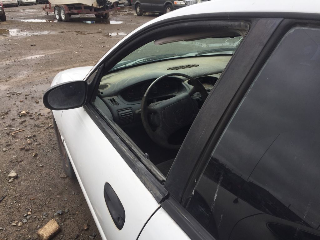 1998 Dodge Neon 13