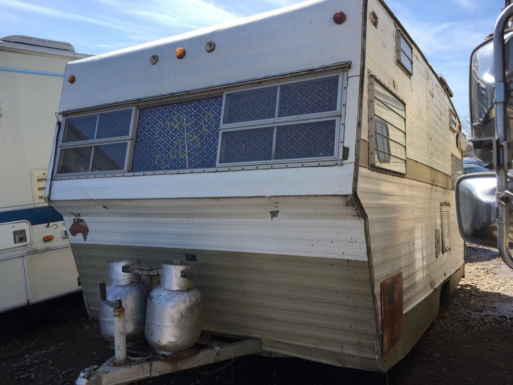1965 SHASTA Roadrunner 1