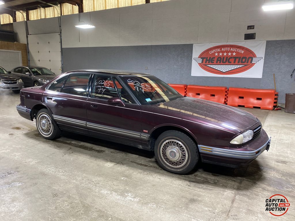 1994 Oldsmobile Eighty-Eight Royale 0