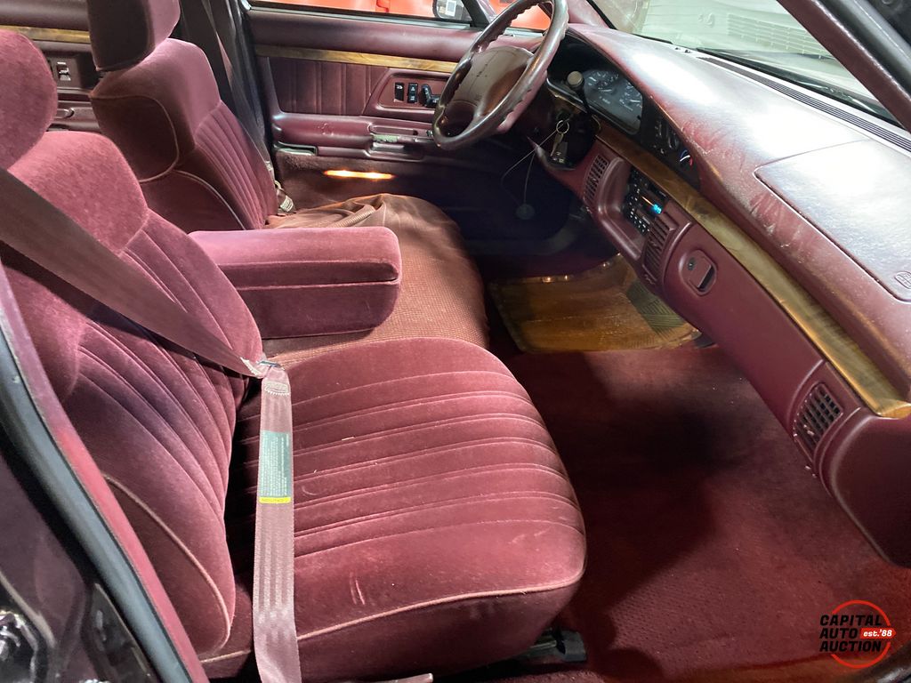 1994 Oldsmobile Eighty-Eight Royale 8