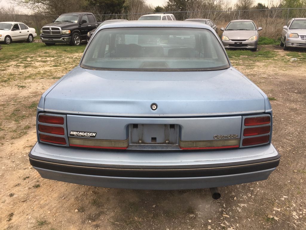 1991 Oldsmobile Cutlass Ciera 7