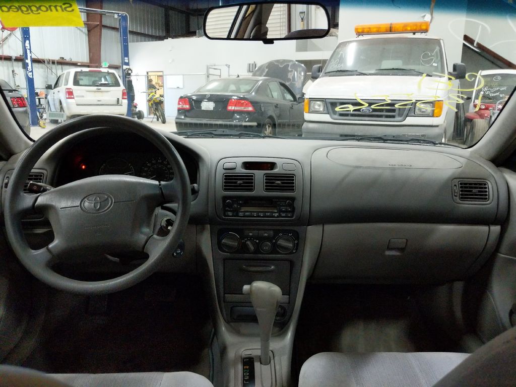 2002 Toyota COROLLA 11