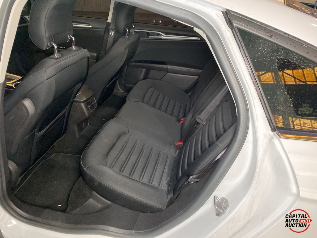2014 Ford Fusion 9
