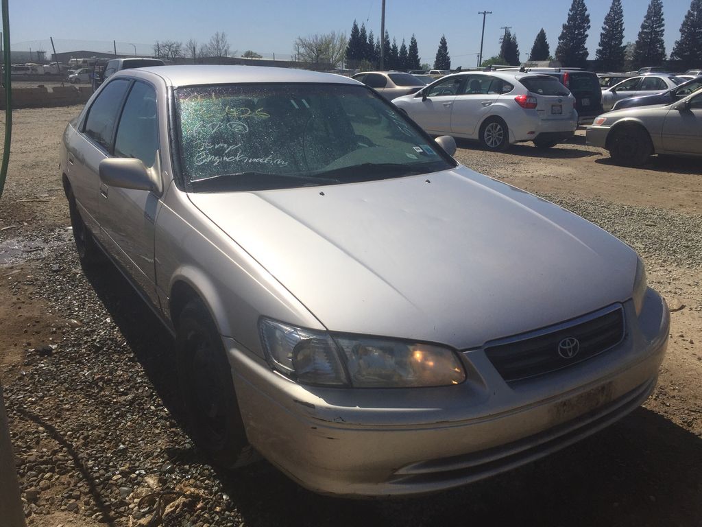 2000 Toyota Camry 0