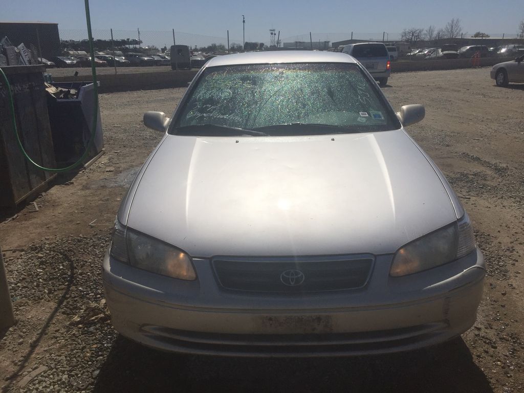 2000 Toyota Camry 6