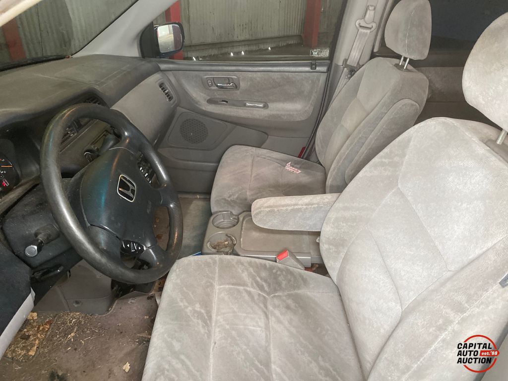 2004 HONDA ODYSSEY 8