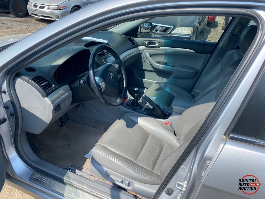 2004 ACURA TSX 8