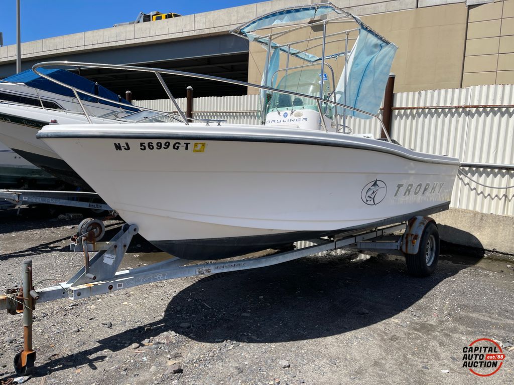 1998 BAYLINER Trophy 1