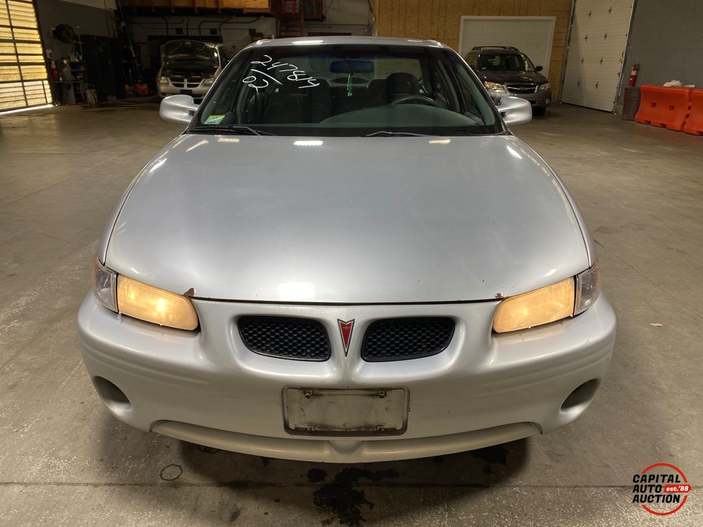2002 Pontiac GRAND-PRIX 6
