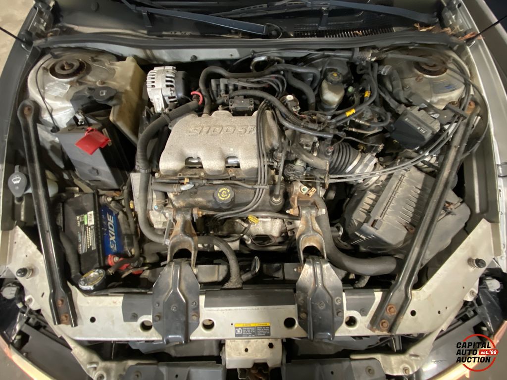 2002 Pontiac GRAND-PRIX 10