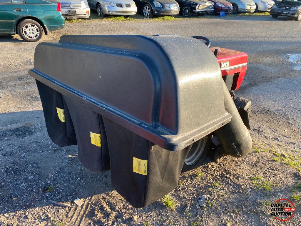 2000 MTD LAWN MOWER 3