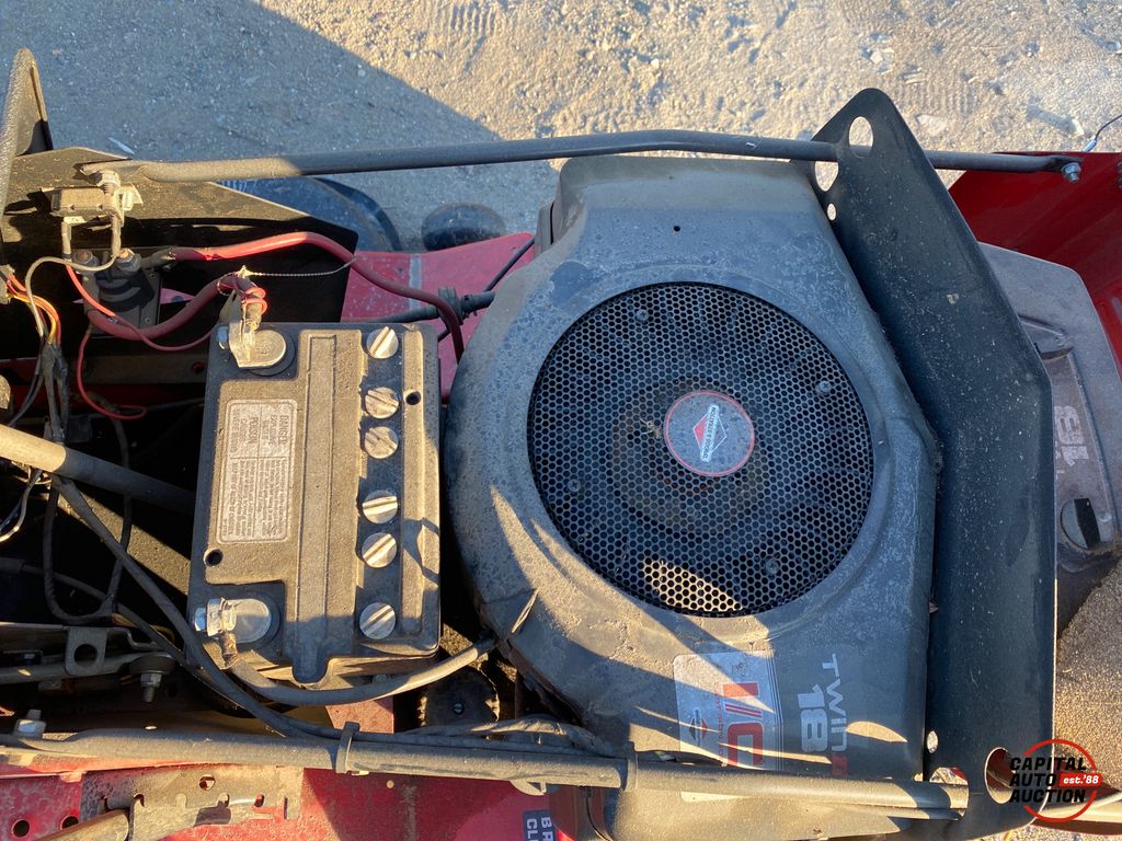 2000 MTD LAWN MOWER 7