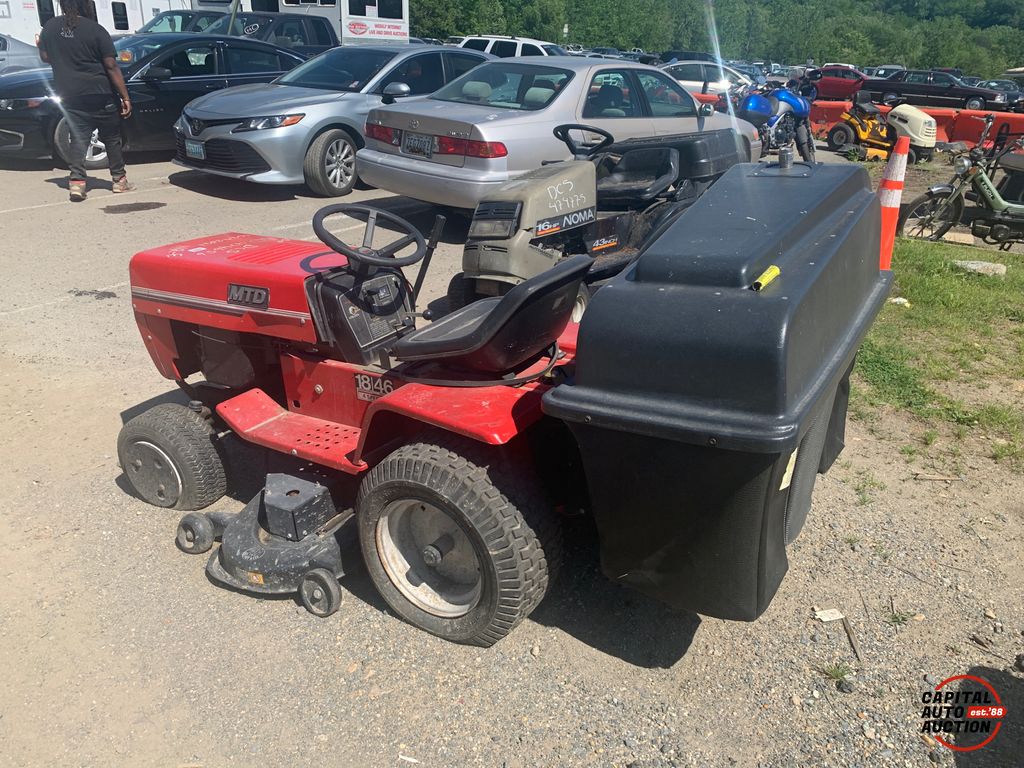 2000 MTD LAWN MOWER 2