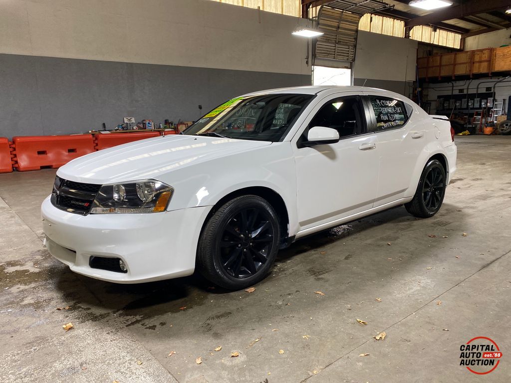 2013 Dodge Avenger 1