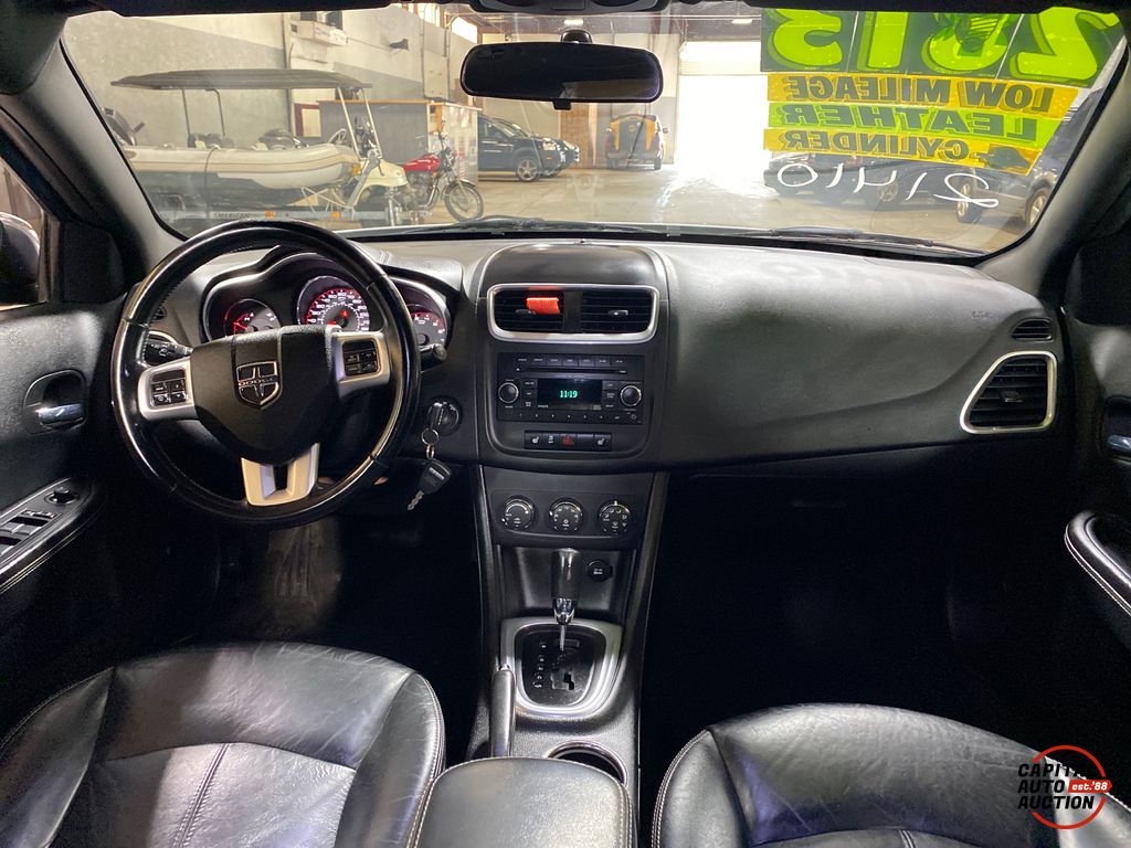 2013 Dodge Avenger 11