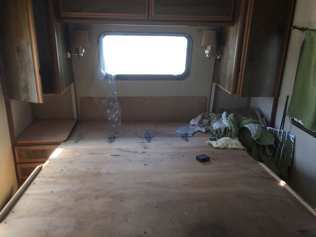 1987 FLEETWOOD  Bounder 14