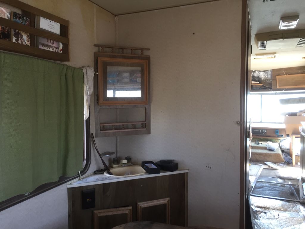 1987 FLEETWOOD  Bounder 15