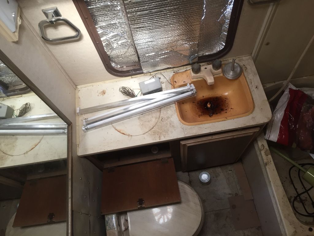 1987 FLEETWOOD  Bounder 16