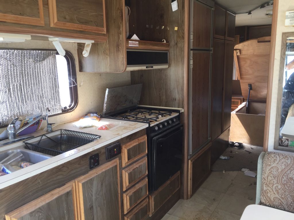 1987 FLEETWOOD  Bounder 13