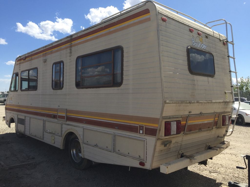 1987 FLEETWOOD  Bounder 2