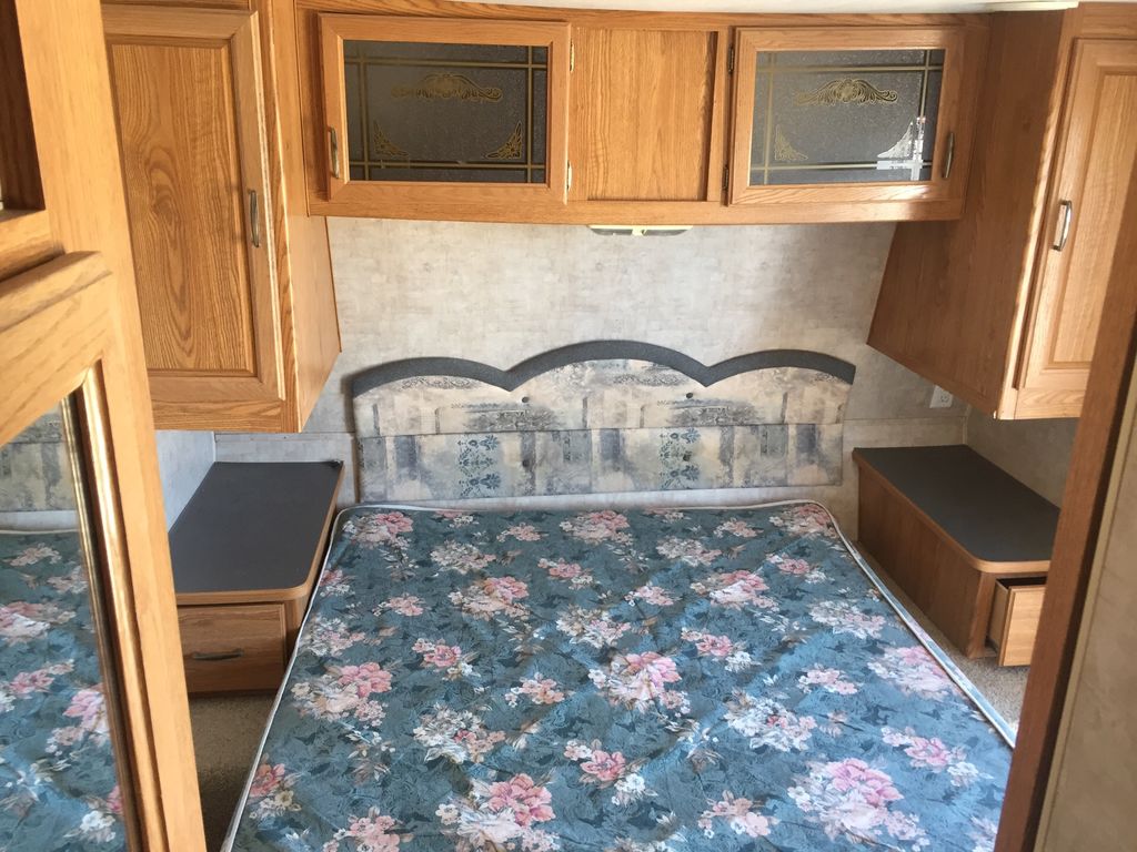 2006 Prowler 25' TRAVEL TRAILER 7
