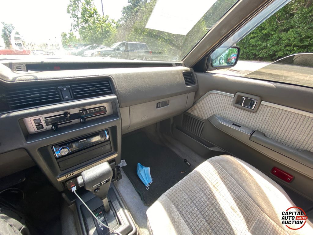 1988 NISSAN MAXIMA 11