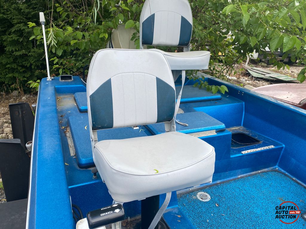 1976 RANGER 16' MOTOR BOAT WITH TRAILER 7