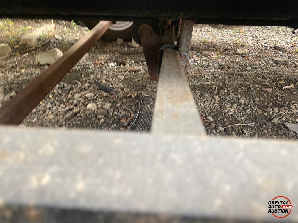 1976 RANGER 16' MOTOR BOAT WITH TRAILER 12