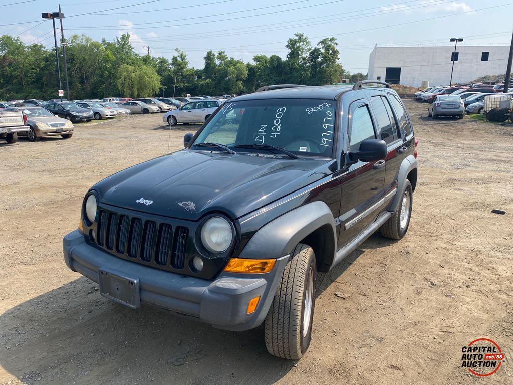 2007 JEEP Liberty 1