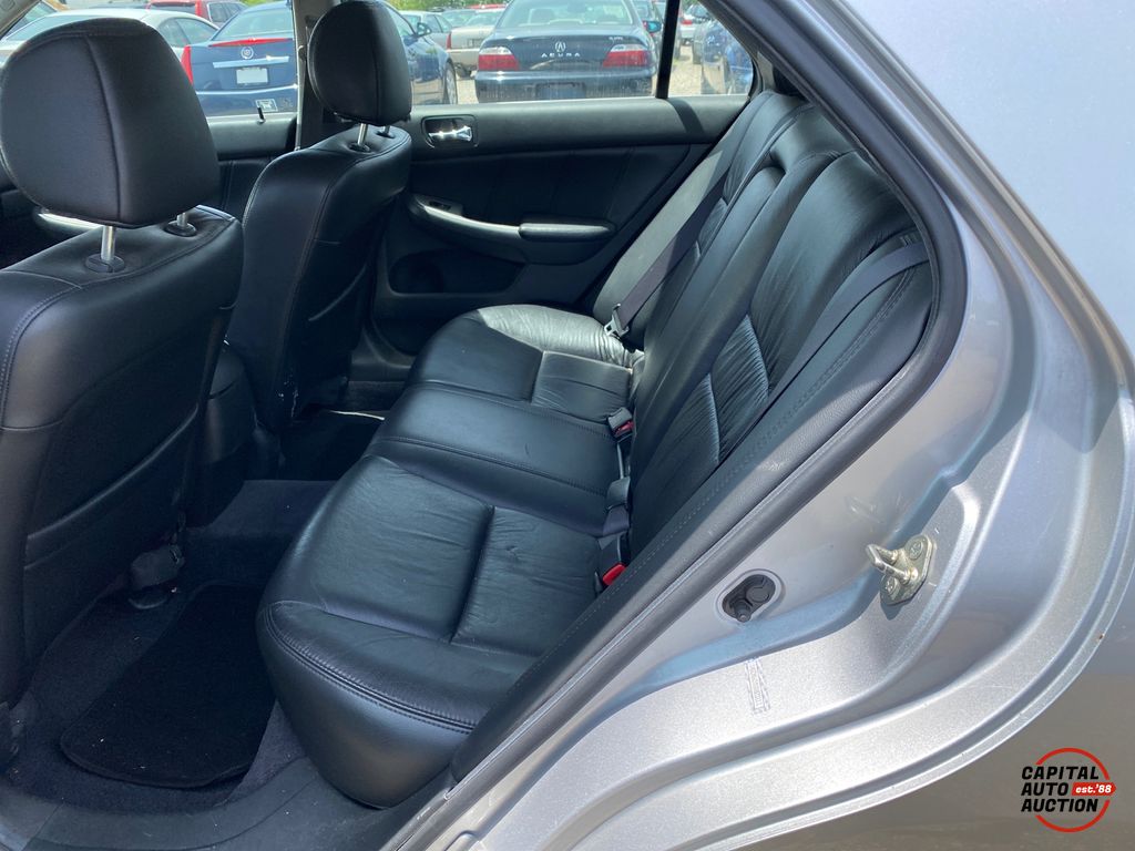 2007 Honda Accord 9