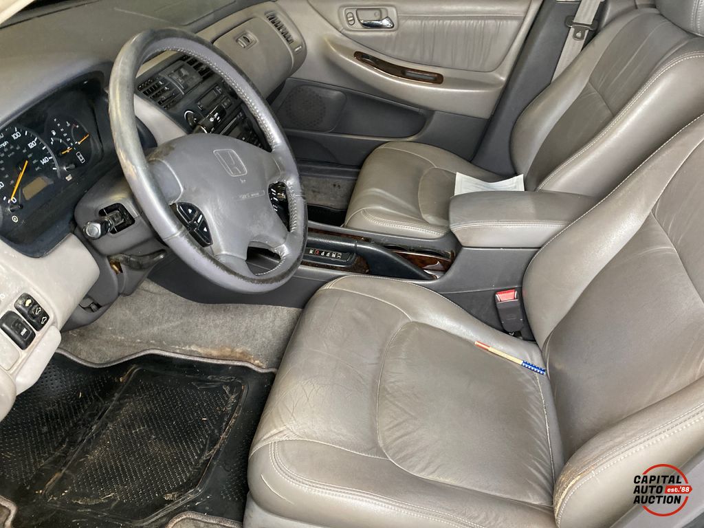 1998 Honda Accord 8