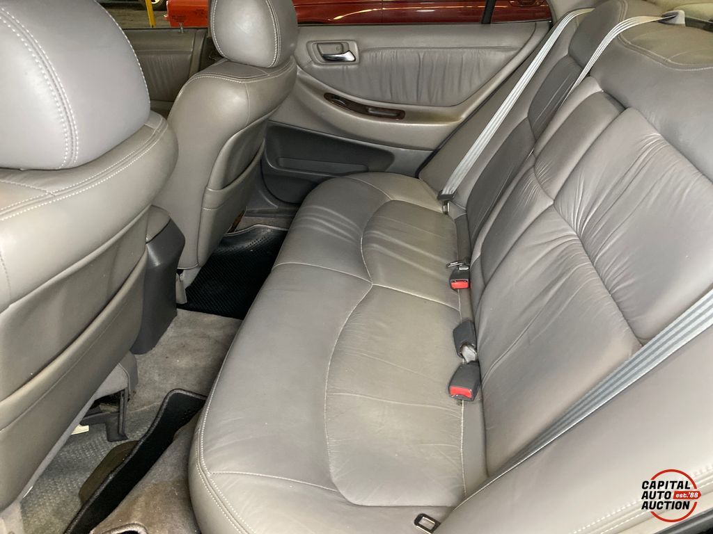 1998 Honda Accord 9