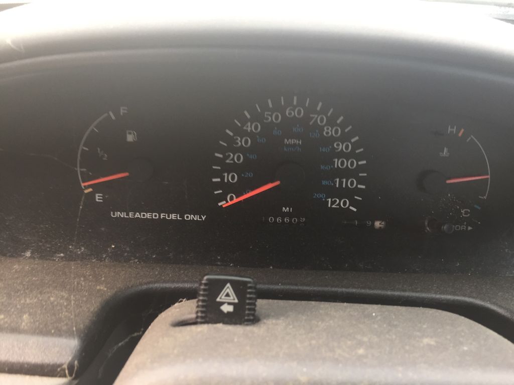 1995 Plymouth Neon 4