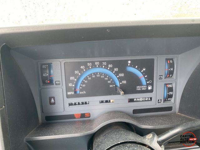 Internet Auction | DHV42202 1994 GMC Jimmy