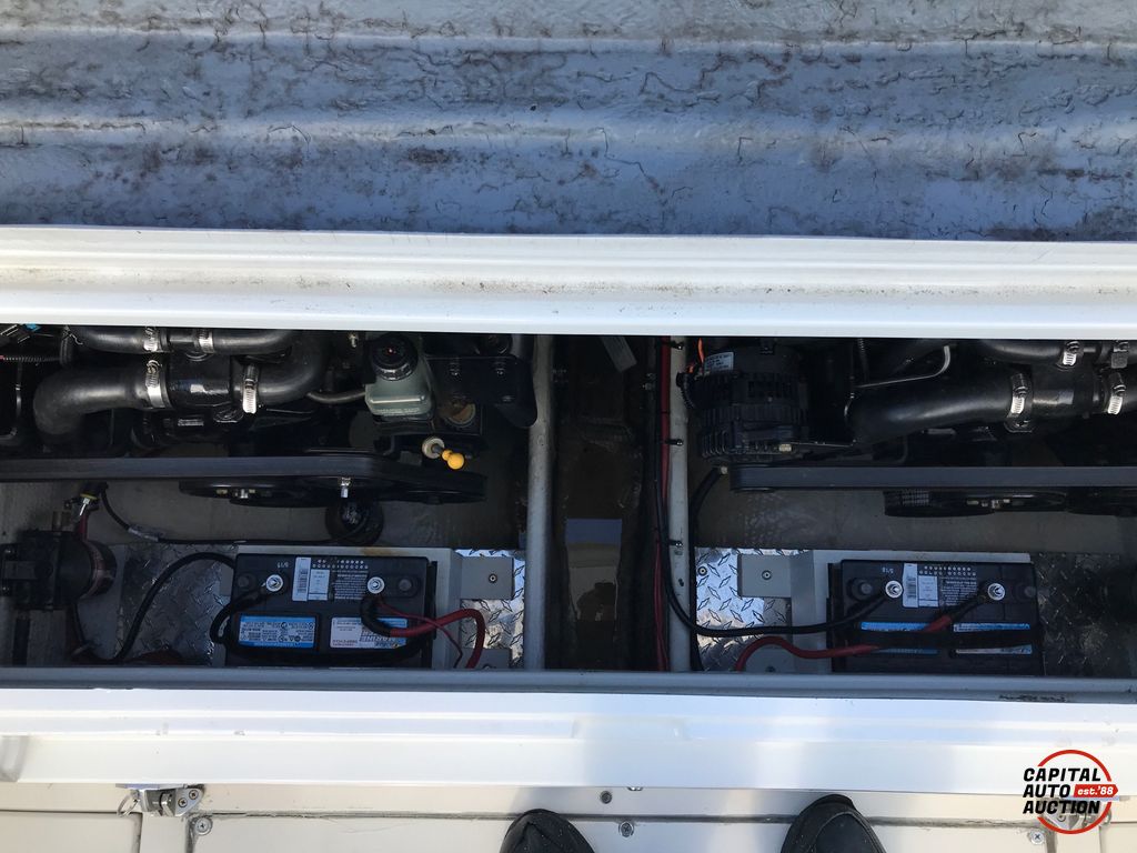 1990 WELLCRAFT 2600 COASTAL 8