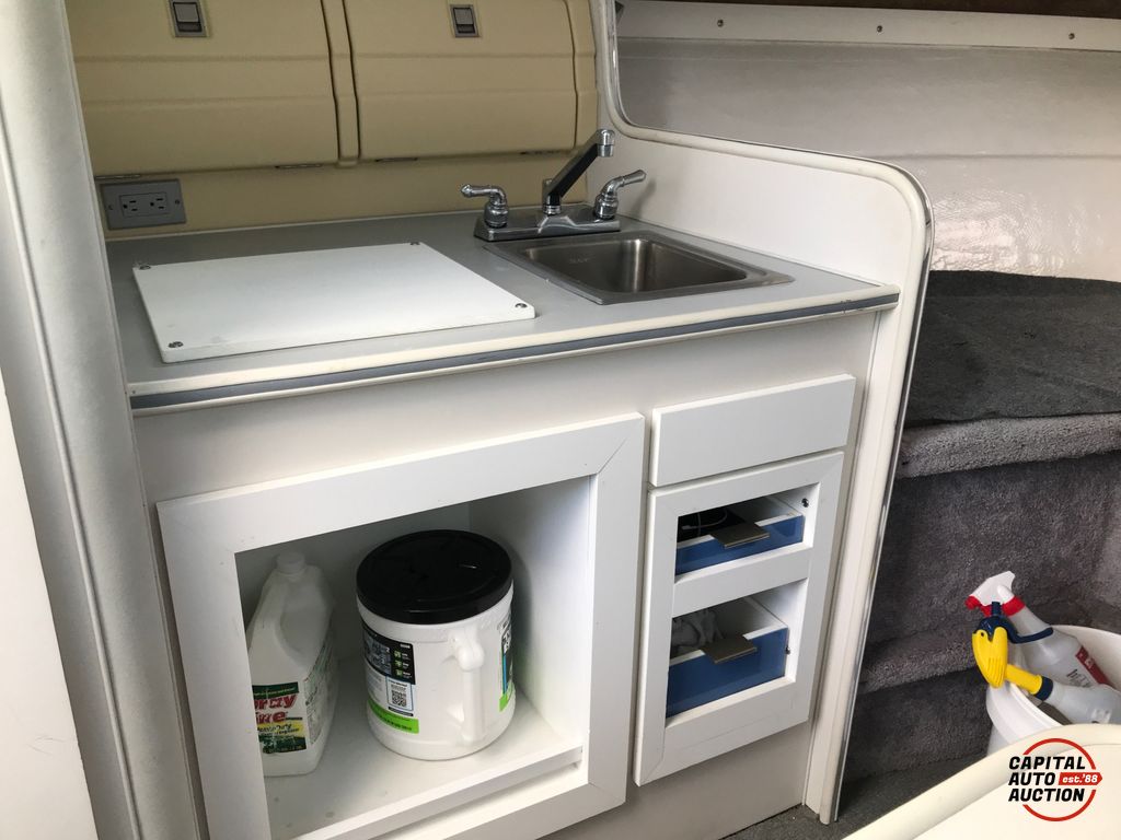 1990 WELLCRAFT 2600 COASTAL 16