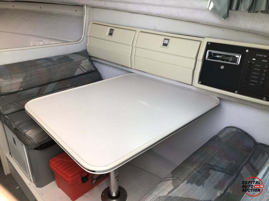 1990 WELLCRAFT 2600 COASTAL 15