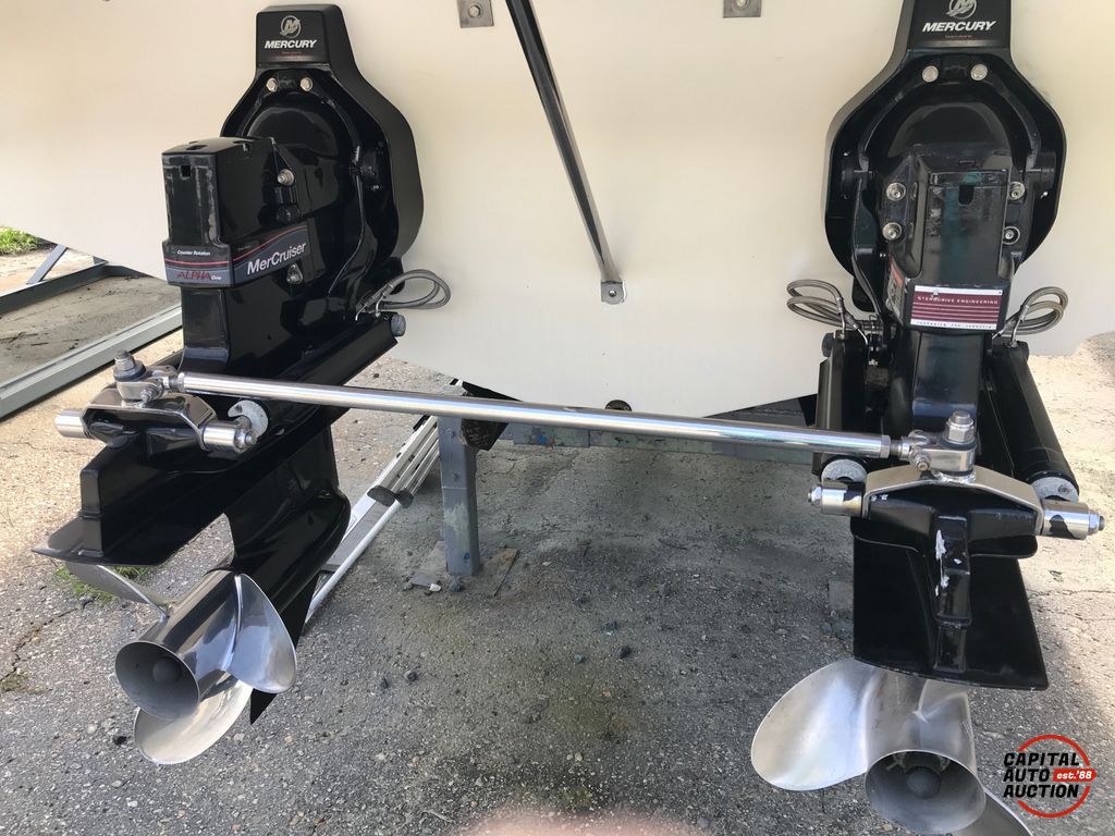 1990 WELLCRAFT 2600 COASTAL 6