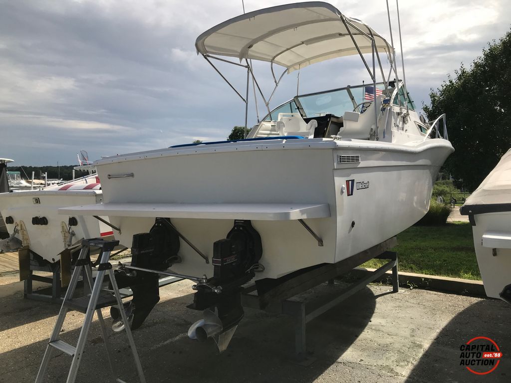 1990 WELLCRAFT 2600 COASTAL 2