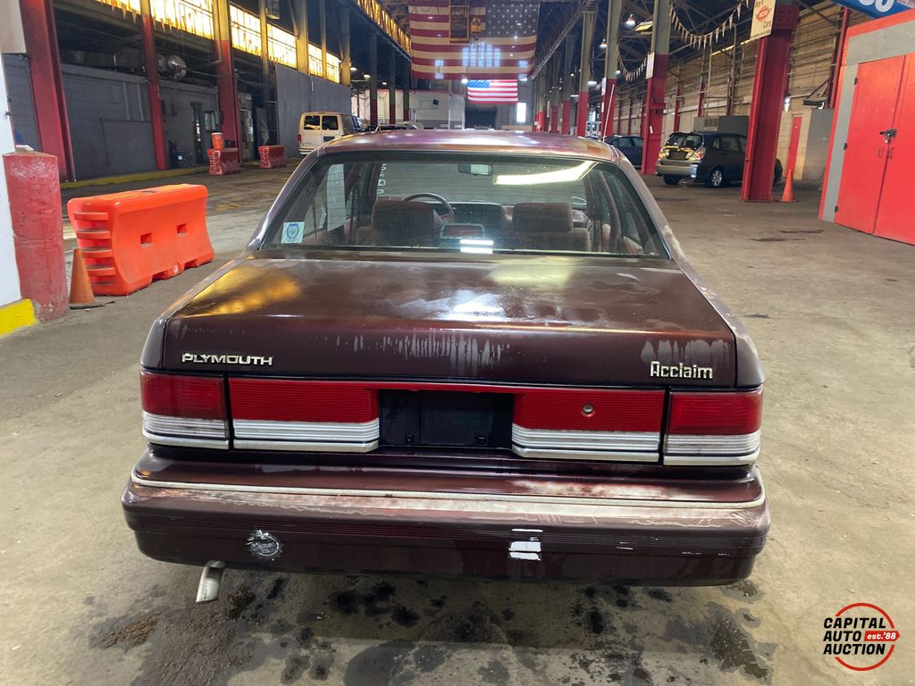 1993 PLYMOUTH ACCLAIM 7