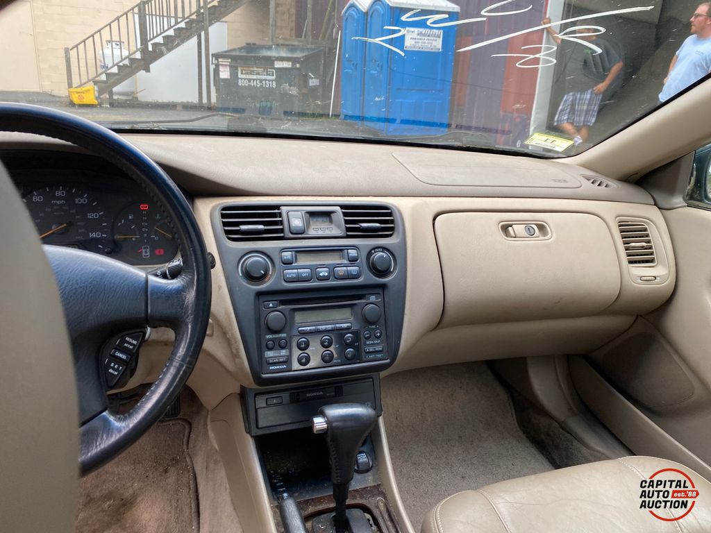 1998 Honda Accord 11